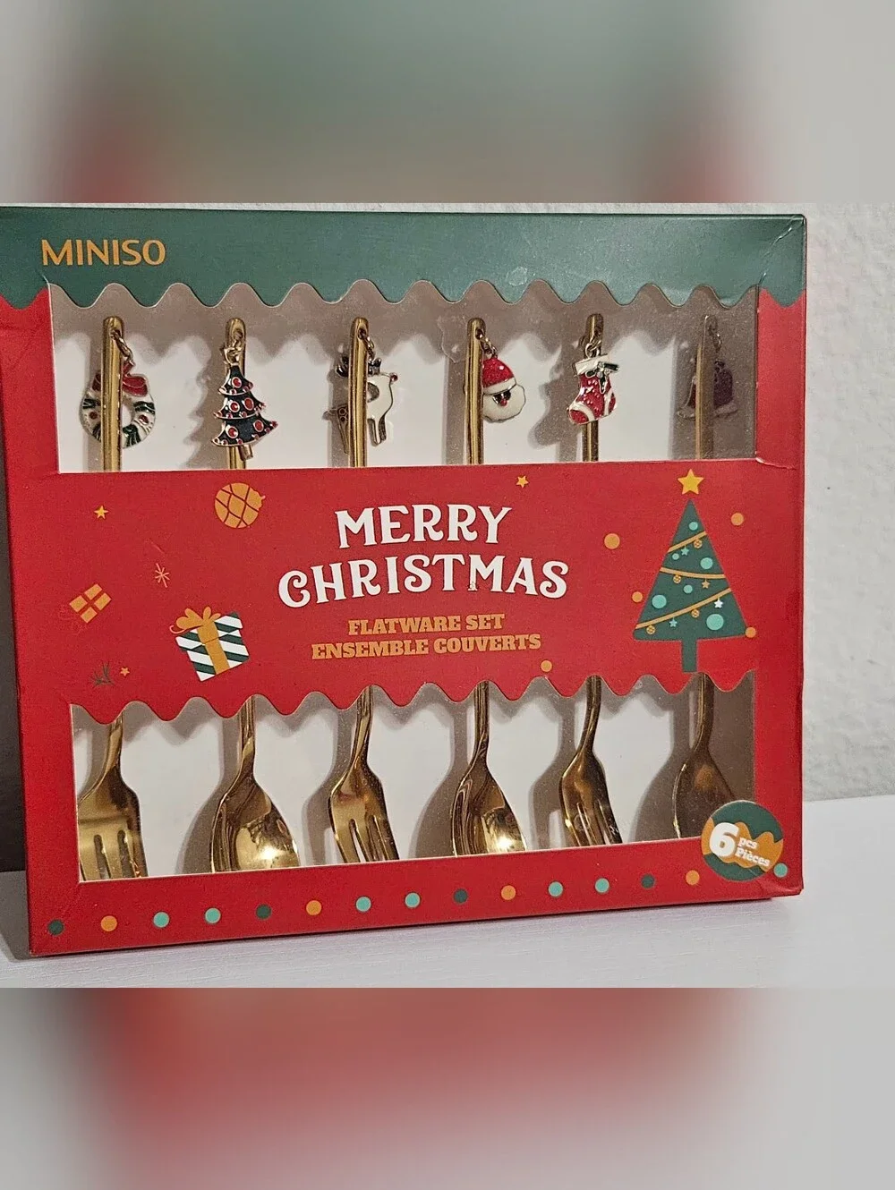 MINISO Gold Christmas Flatware Set - Festive 6-Piece